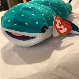 Disney Sparkle Series Destiny whale